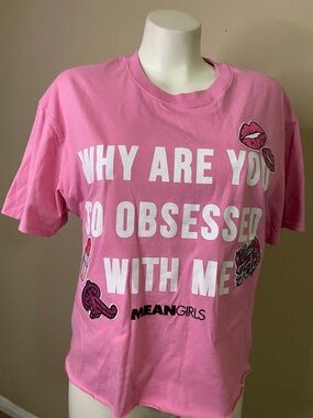 Mean Girls Pink "Burn Book" Graphic patched Obsesed Tee M 💕💕
